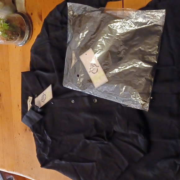 XS-Polo Bonetta, Black, 3/4 Sleeve, Viscose, button-up, dress shirt. NWT - Picture 5 of 6